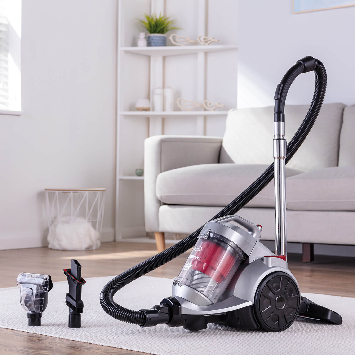 Motion2 Pet Bagless Cylinder Vacuum 700W